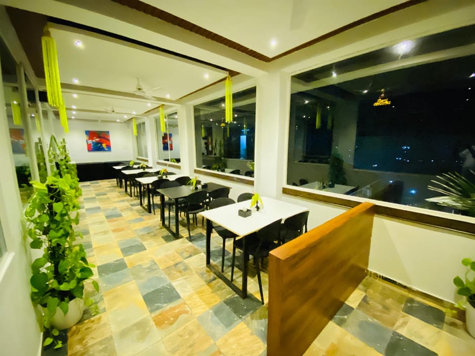 Restaurant (Private room)