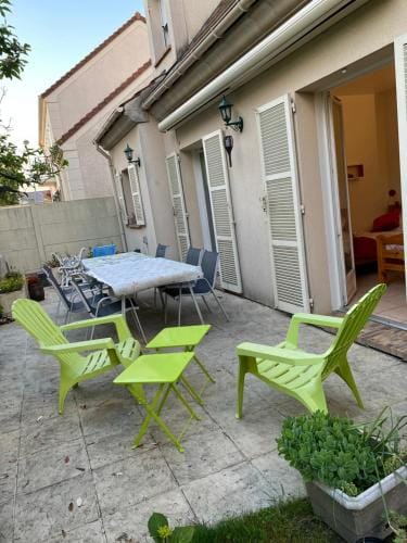 LE CLOS D'HERBLAY Chambres d'Hotes Hotel in Île-de-France