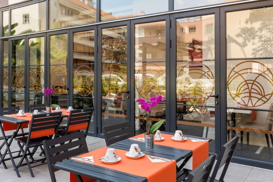 Best Western Hotel Journel Saint-Laurent-du-Var Hotel in Nice