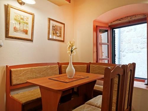 Old Town 303 Hotel in Kotor