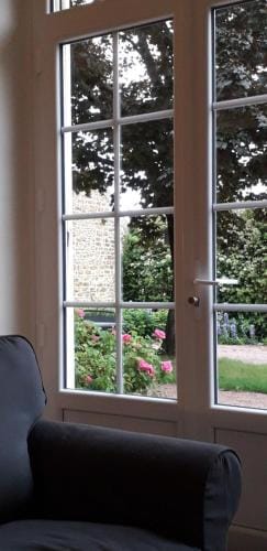 Chambres d'hotes La Maison d'Apres Hotel in Bourgogne-Franche-Comté