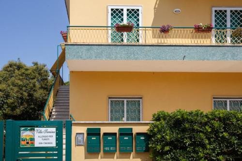 Alloggi Villa Sarsina Hotel in Anzio