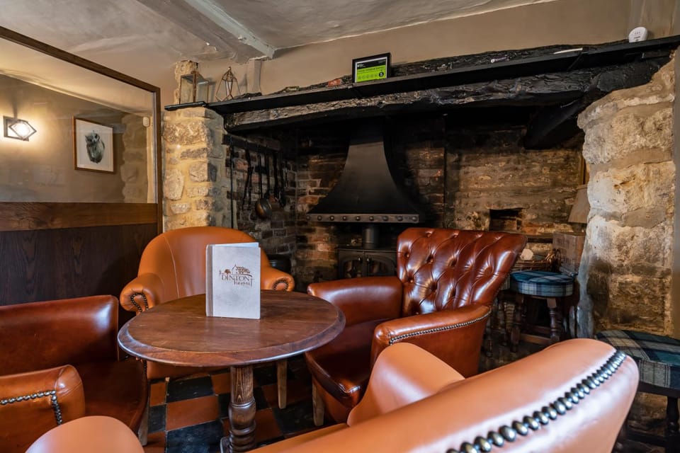 The Dinton Hermit Hotel in Wycombe District