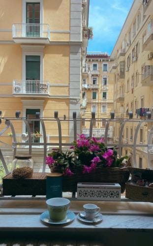 B&B ELEGANT LENA Hotel in Salerno