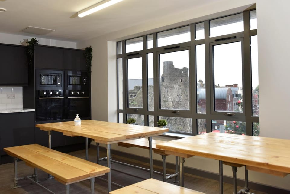 Shared lounge/TV area