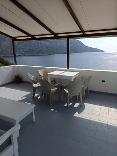 Kalymnos Platy Gialos Mousellis Makis Apartments Hotel in Kalymnos