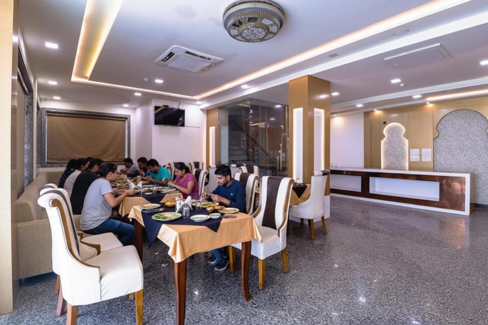 FabHotel Swess Grand Hotel in Agra