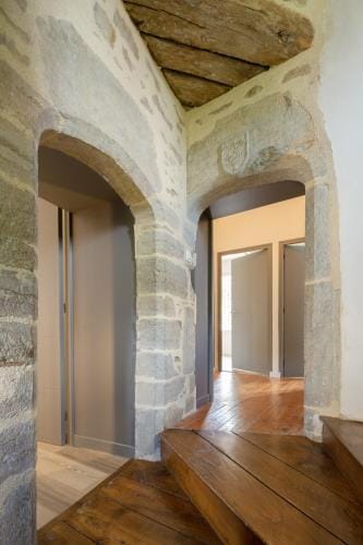 Manoir de la Nogrie - Chambre de charme avec acces privatif - Piscine chauffee sur domaine 5 etoiles Hotel in Brittany