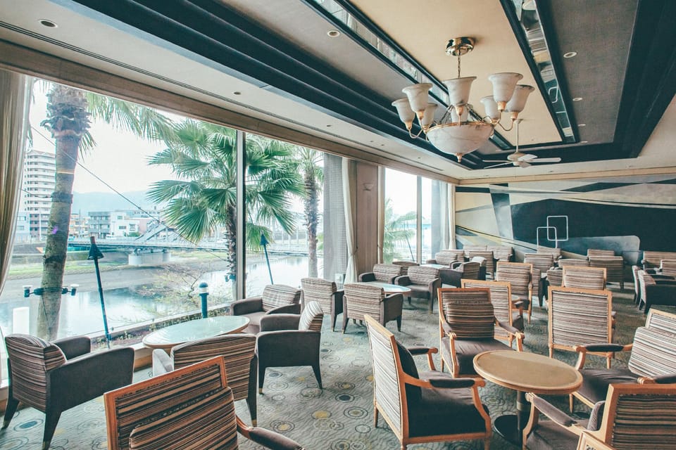 Bar/lounge