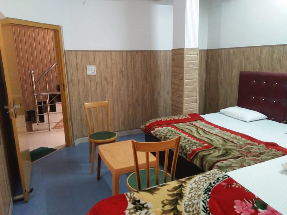 Hotel Galaxy Lansdowne Hotel in Uttarakhand