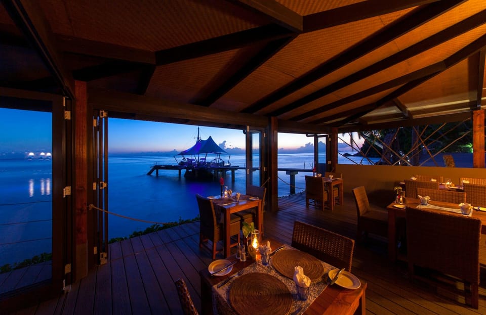 Coco de Mer and Black Parrot Suites Hotel in Africa