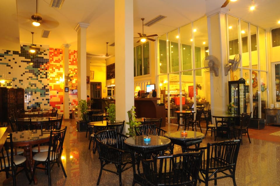 Bar/lounge
