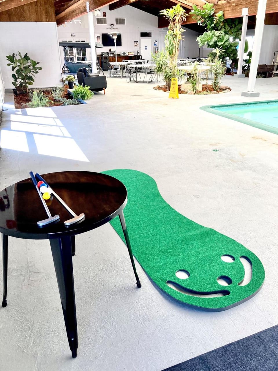 Coast Riders Inn Hotel in Sierra Nevada