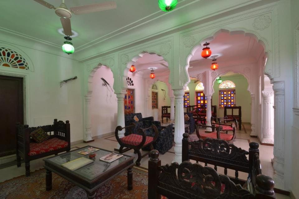 Rawla Mrignayani Palace Hotel in Jaipur
