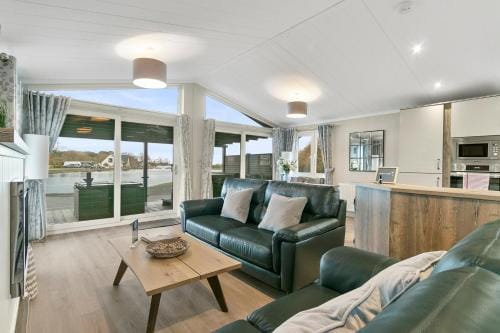 Arranview Lochside Pods & Lodges all with private Hot-tubs Lodge in England