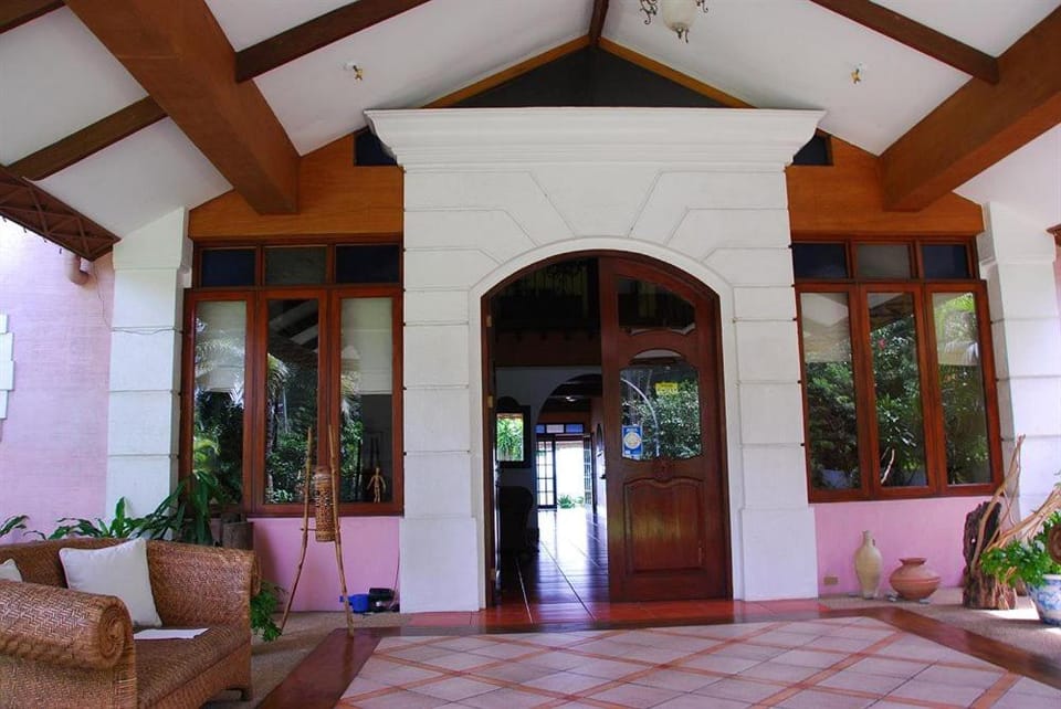 Las Flores Hotel Hotel in Central Visayas