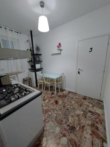 Affittacamere 24H Hotel in Civitanova Marche