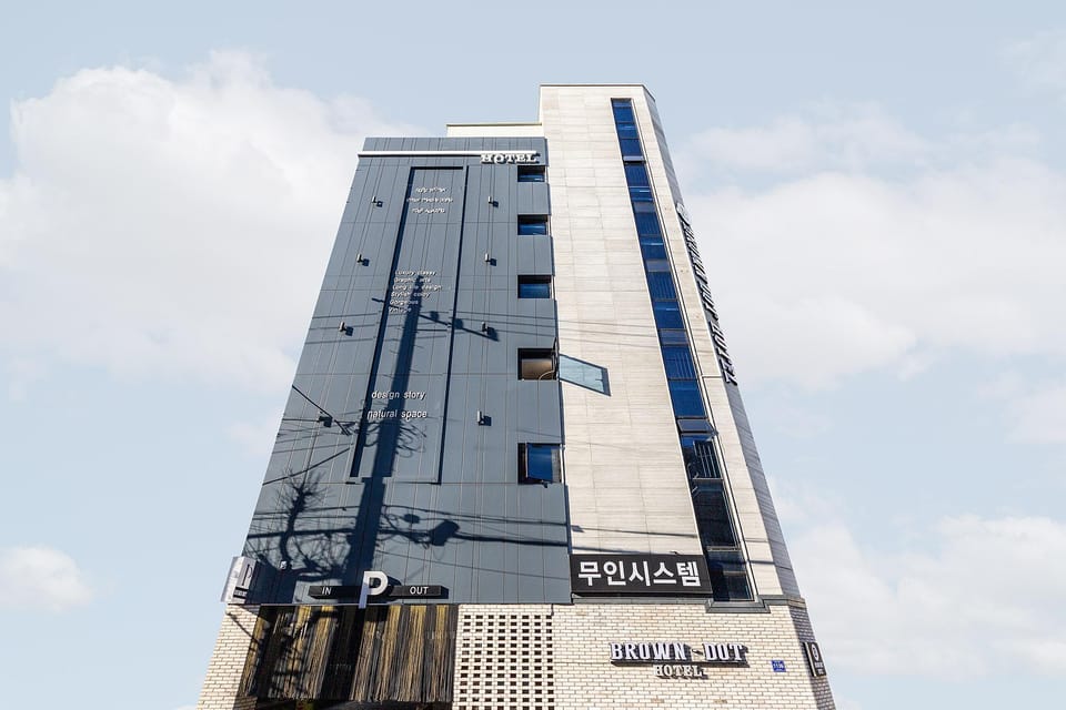 Jinju Brown Dot Jinjuseong Branch Hotel in South Korea