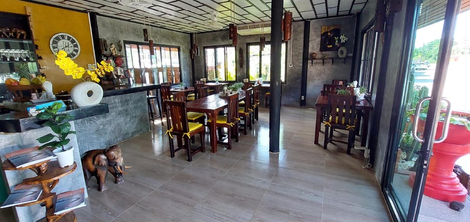 Loma Resort Resort in Khuekkhak
