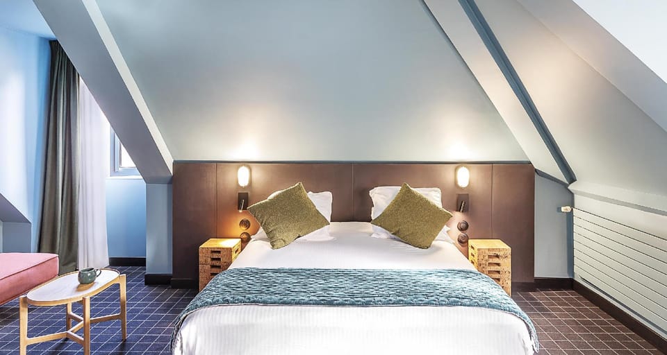 Suite room