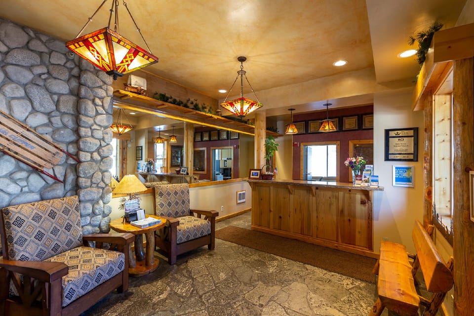 Red Wolf Lodge at Olympic Valley Lodge in Palisades Tahoe (Olympic Valley)