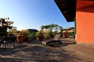 Felicin - Villa Stella Hotel in Monforte d'Alba