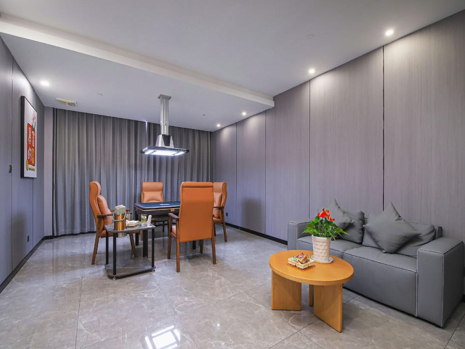 Molan Hotel (Zhuji Wanda Plaza) Hotel in Hangzhou