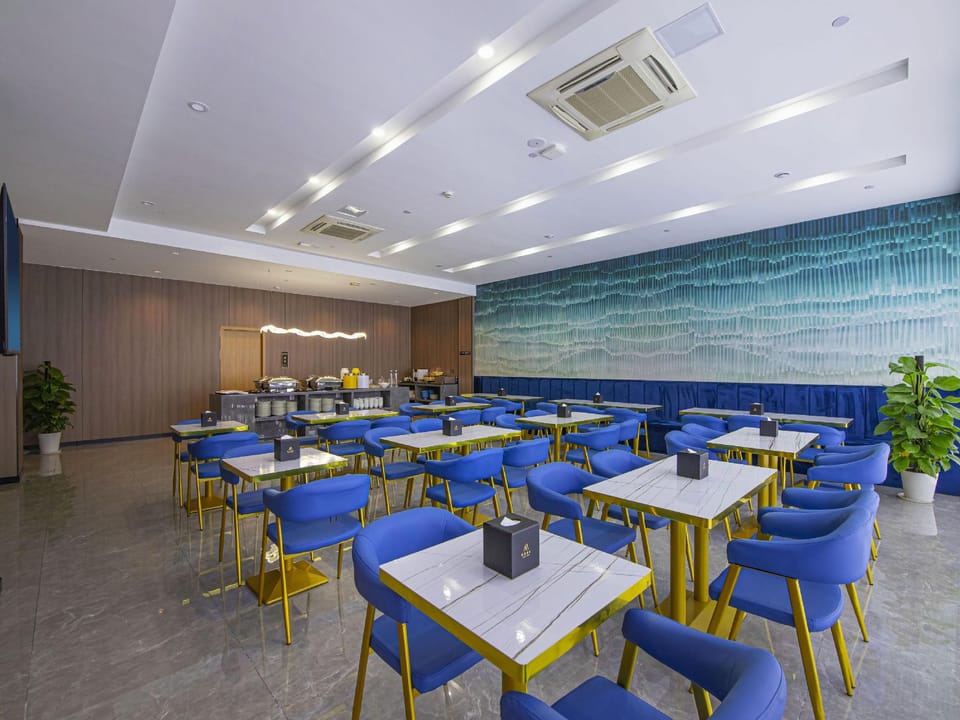 Molan Hotel (Zhuji Wanda Plaza) Hotel in Hangzhou