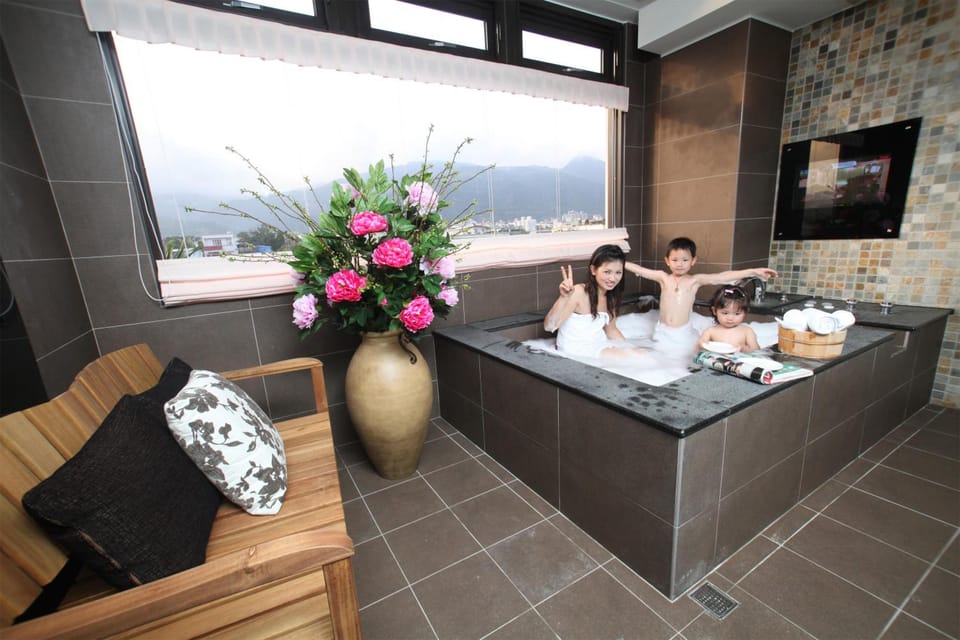 Spring Fountain Hotel Apartment hotel in Taiwan, Province of China