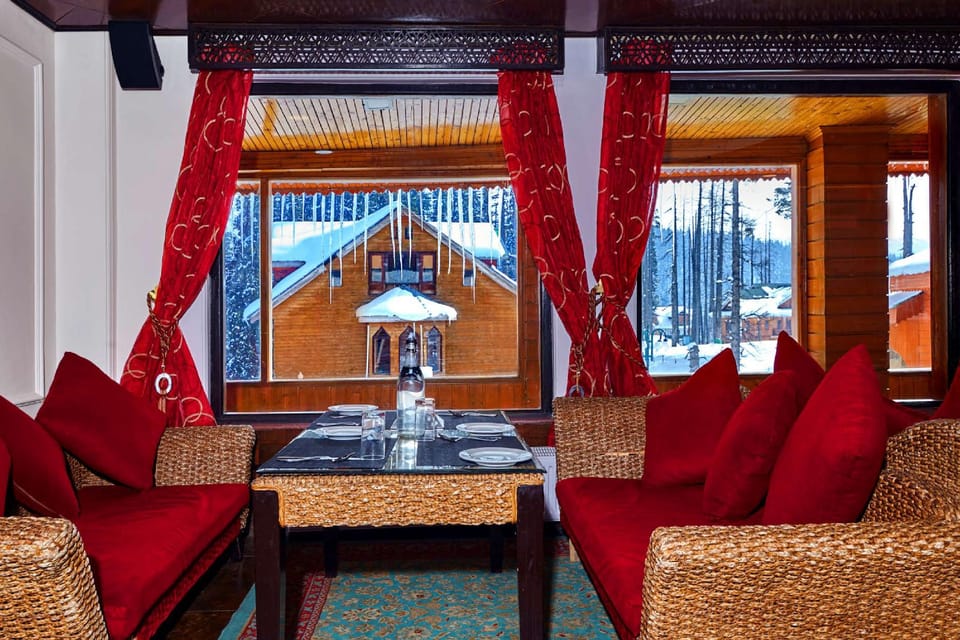 Grand Mumtaz Gulmarg Hotel in India