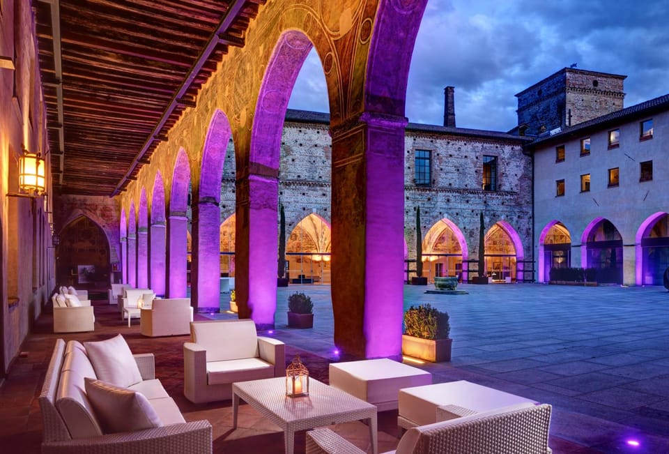 Fortezza Viscontea Hotel in Lombardy