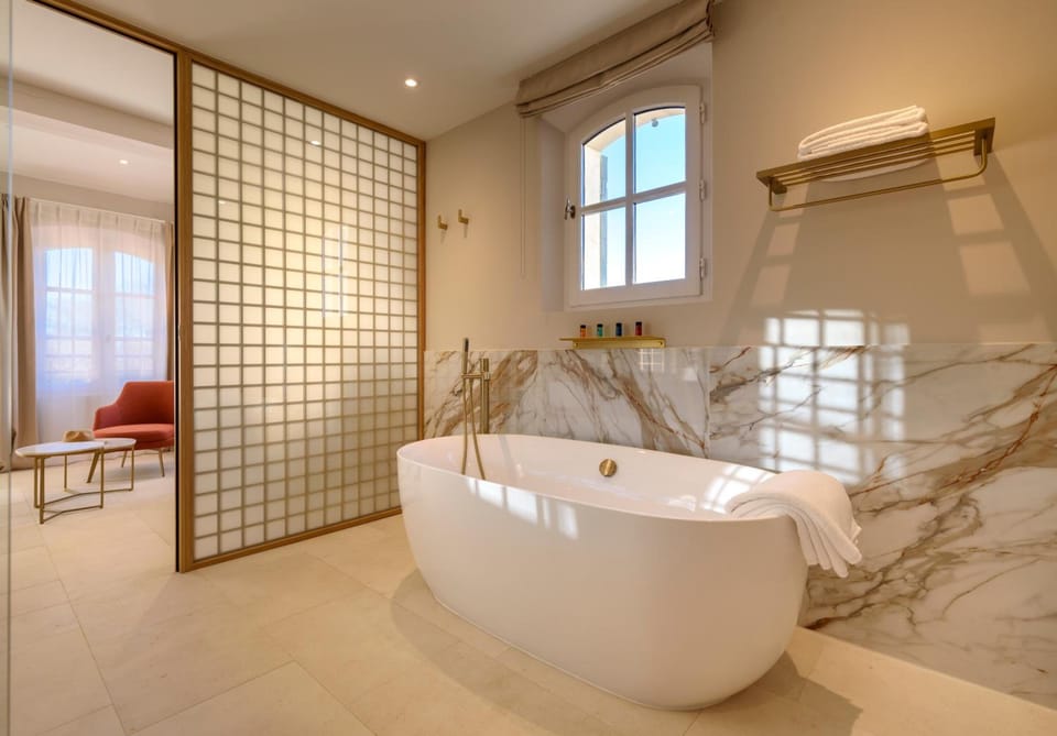Domaine de Valmouriane Hotel in Saint-Remy-de-Provence