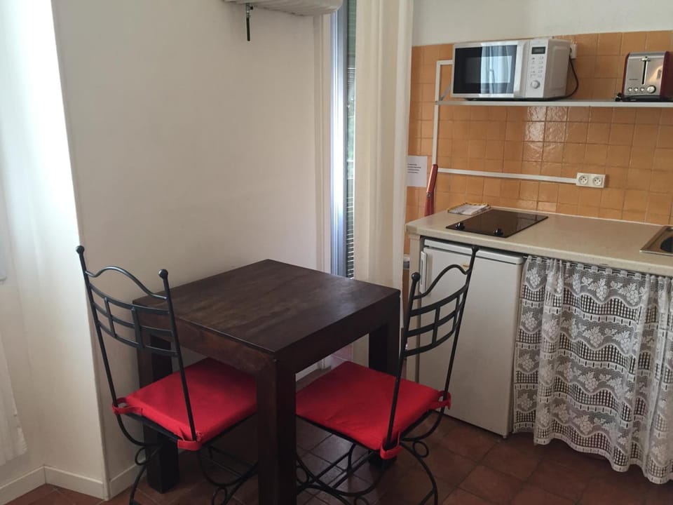 Studios Floreal Hotel in Nice