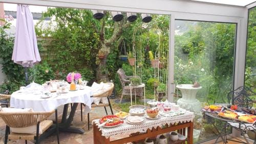 Marie la Fee Endormie, 'breizh brunch' & balneo Hotel in Brittany