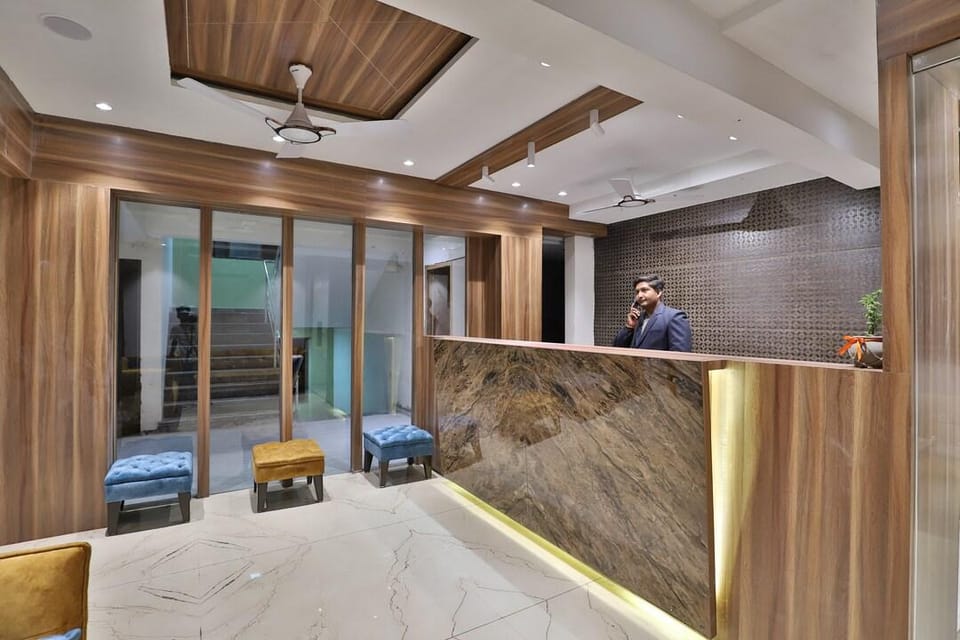 Hotel Privya Rooms & Banquet Surat Hotel in Gujarat