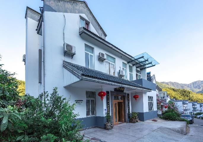 Huangshan Tingquan Xiaoyuan Hotel Apartment hotel in Zhejiang