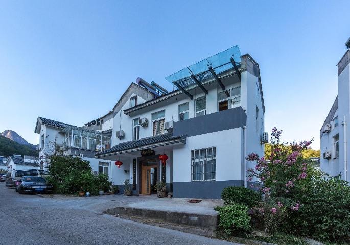 Huangshan Tingquan Xiaoyuan Hotel Apartment hotel in Zhejiang