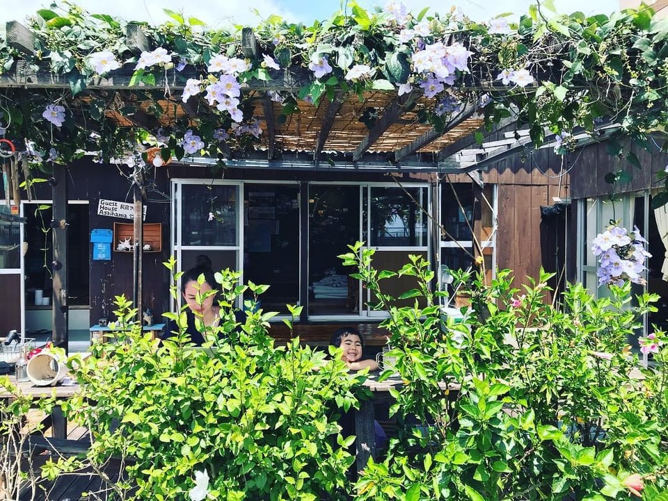 Guest House Agaihama Hostel in Okinawa Prefecture