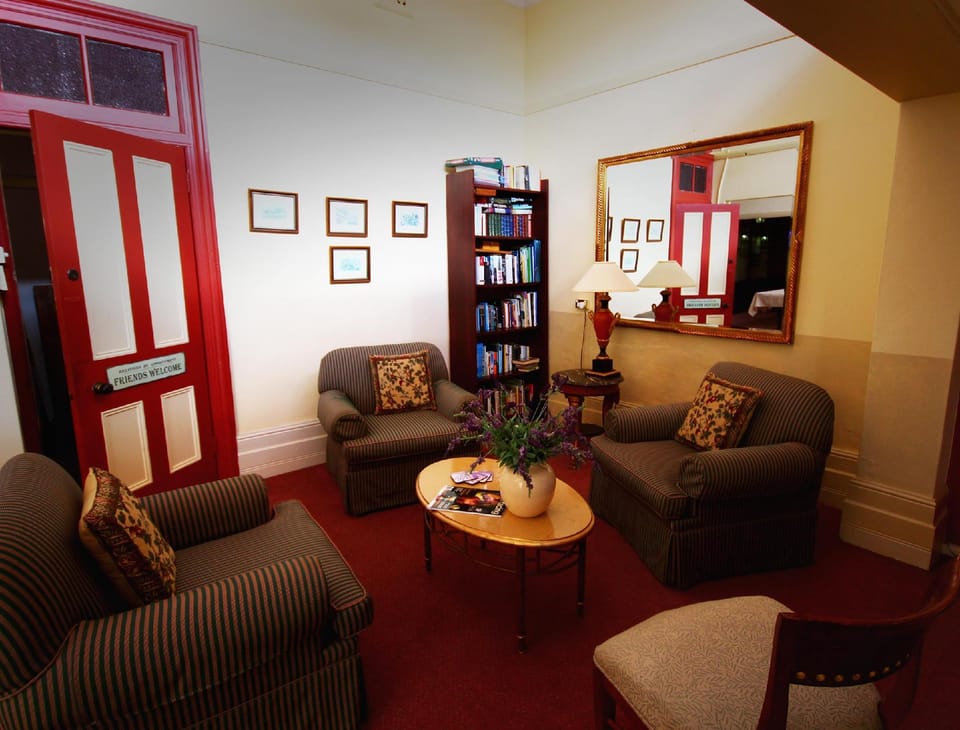 Cotswold Gardens Motel in Armidale