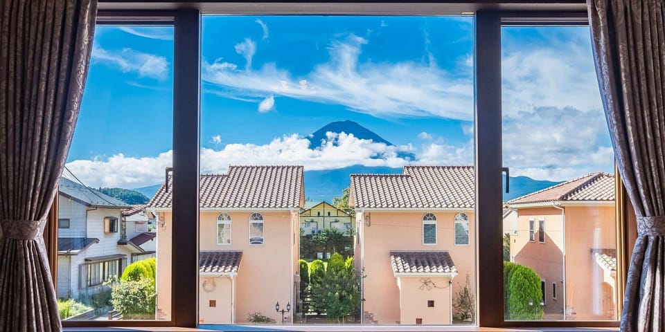 Villa Ensoleille Hotel in Shizuoka Prefecture