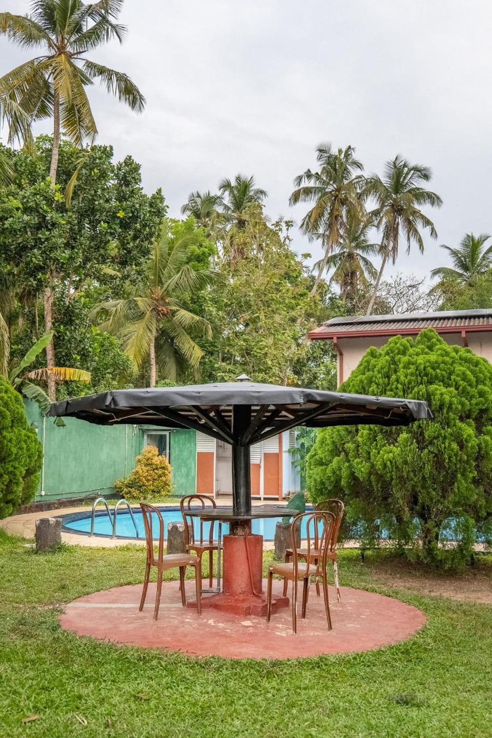 AIRPORT GREEN VIEW HOTEL Apartment hotel in Western Province