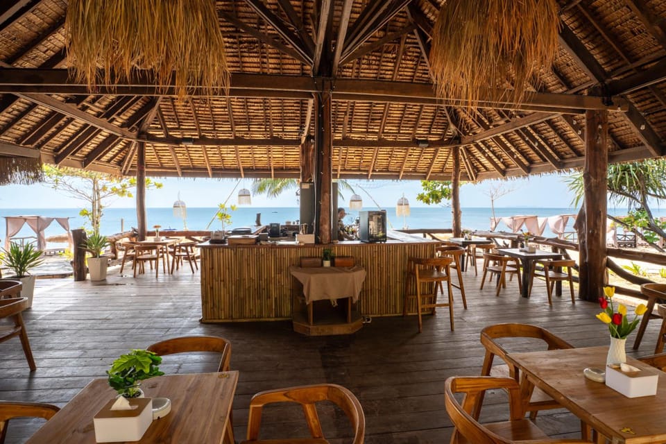 Relax Bay Beach Resort Resort in Sala Dan