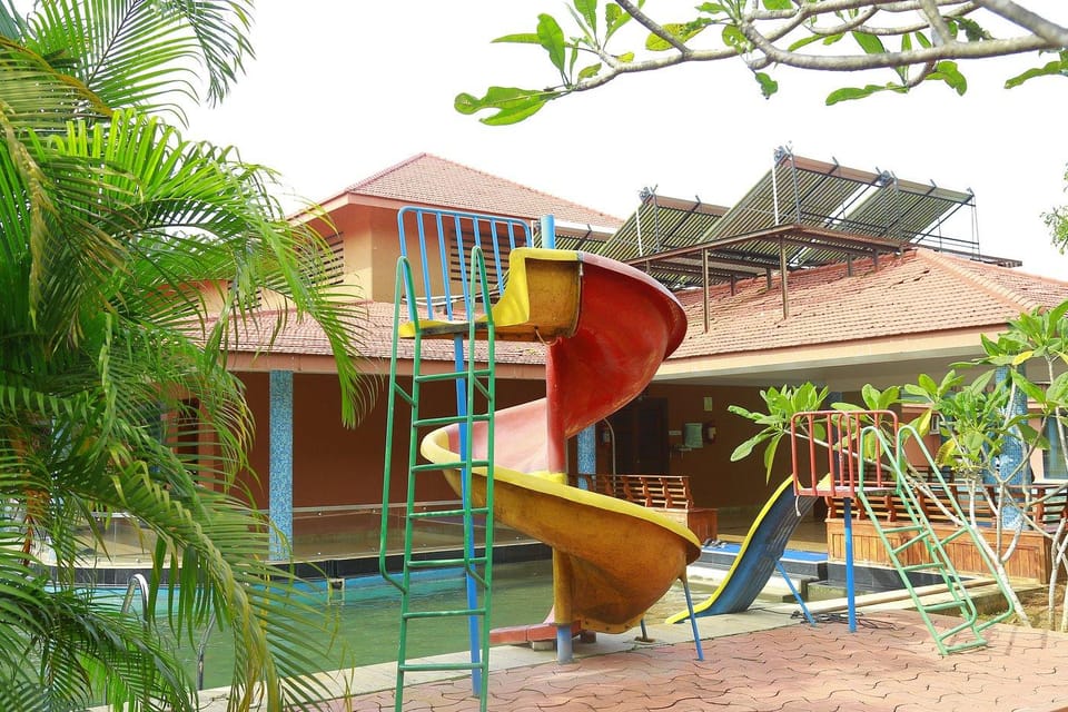 SAJ Earth Resort - A Classified 5 Star Hotel Resort in Kochi
