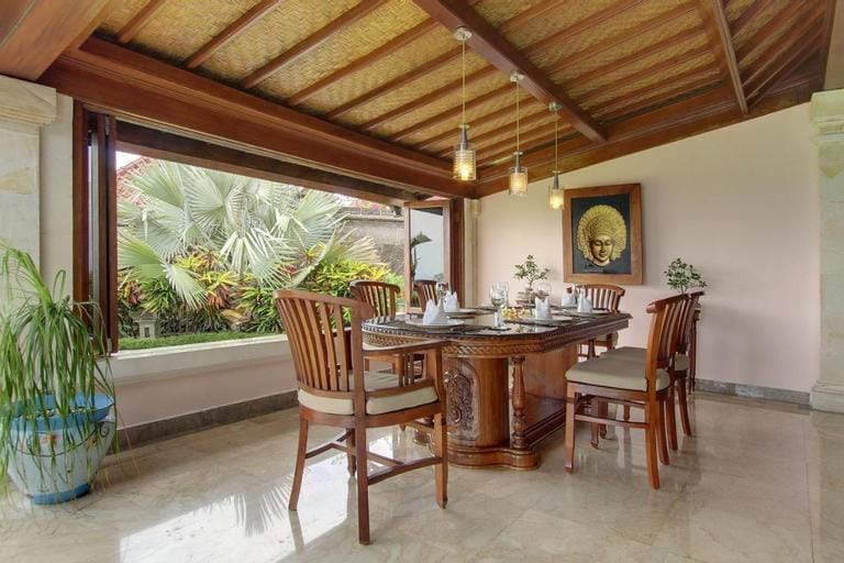 Senyum Villa Resort in North Kuta