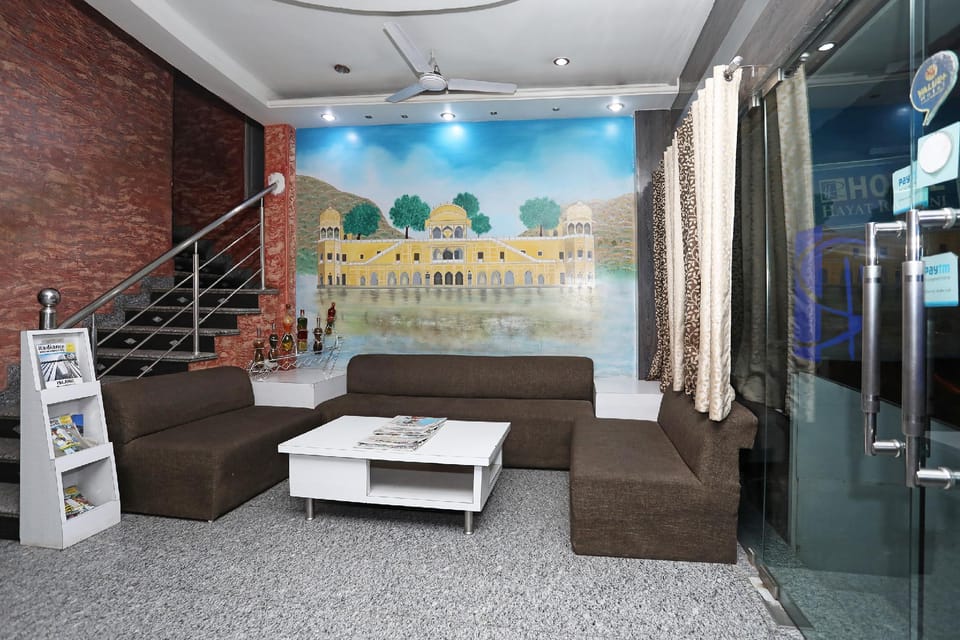 Hotel O Hayat Residency Hotel in Jaipur