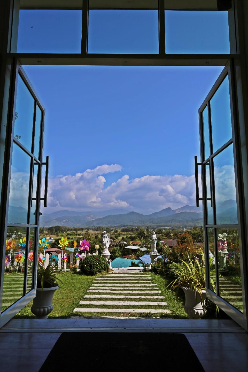 PuaDeView Boutique Resort Hotel in Laos