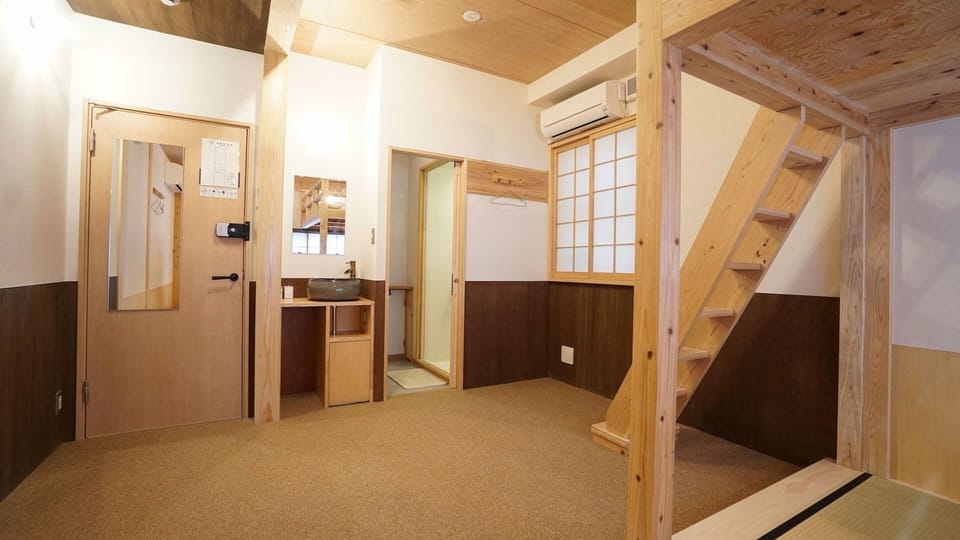 POLY HOSTEL 2 NAMBA Hostel in Osaka