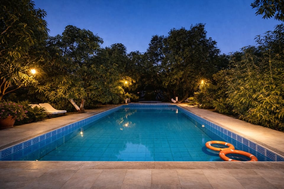 Swimming pool