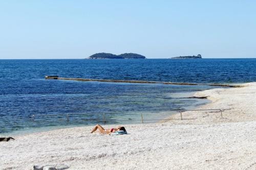 Triple Room Rovinj 13591g Hotel in Rovinj