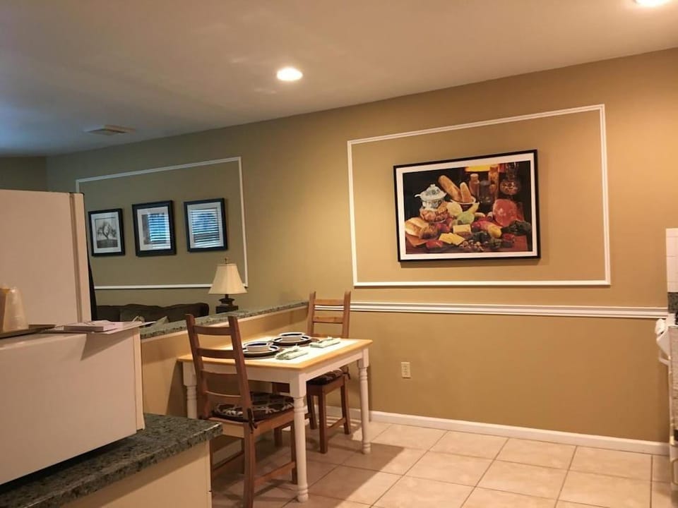 Whitman Motor Lodge Lodge in South Huntington